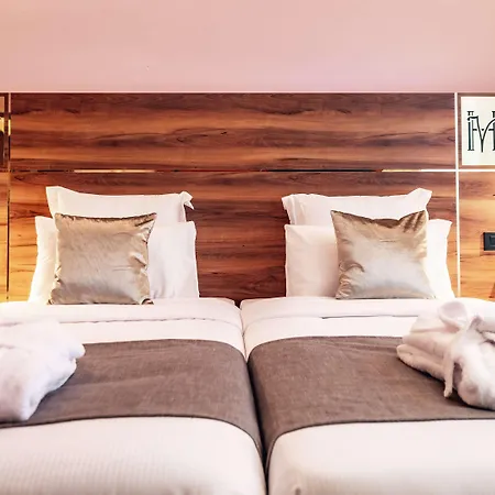 Des Vosges Bw Premier Collection 4*