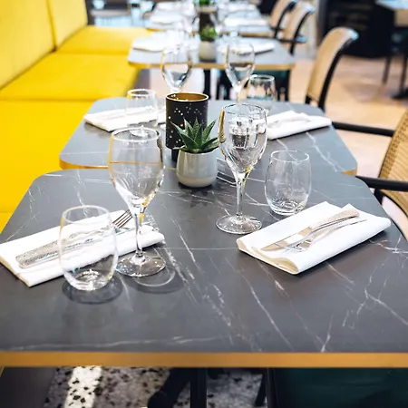 Des Vosges Bw Premier Collection Hotel 4*